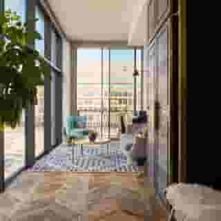 Arlo Williamsburg, 2 of 5