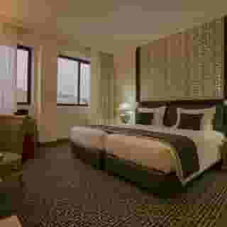 Hotel Mundial, 3 of 5