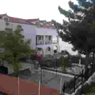 Travlos Studios, 1 of 5