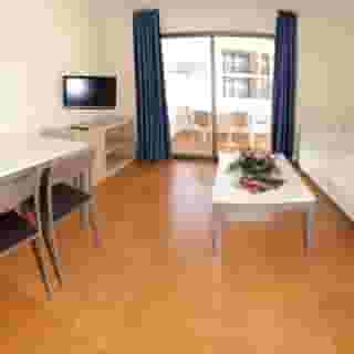 San Francisco Apartments, 4 of 5