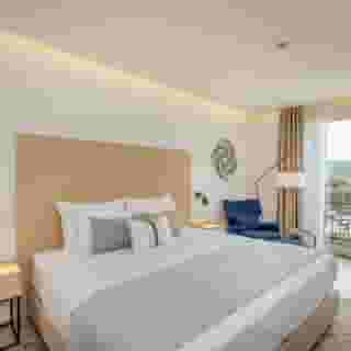 Lazure Hotel & Marina, 4 of 5