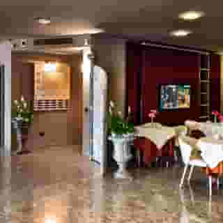 Sunflower Hotel, 2 of 5
