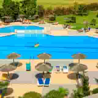 Sovereign Beach Hotel, 2 of 5