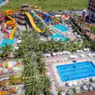 Royal Dragon Hotel, 2 of 5