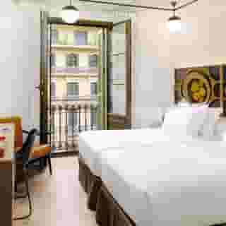 H10 Metropolitan, 4 of 5