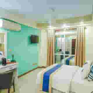 Somerset Inn, 2 of 5