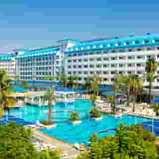 Crystal Admiral Resort, 2 of 5