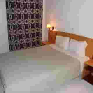 Setubalense Pensão, 4 of 5