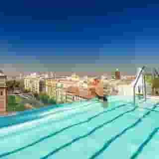 H10 Puerta de Alcala, 3 of 5