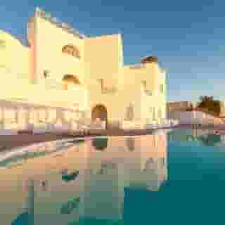 Artemis Suites, 4 of 5