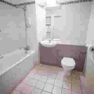 Travelodge Dublin City Rathmines, 4 of 5