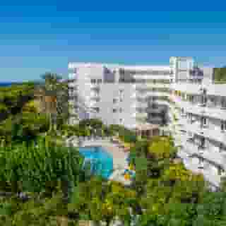 Hamilton Court, 2 of 5