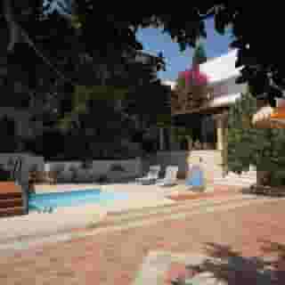 Rena Apartments, 5 of 5