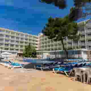 Moon Dreams Coral Beach, 2 of 5