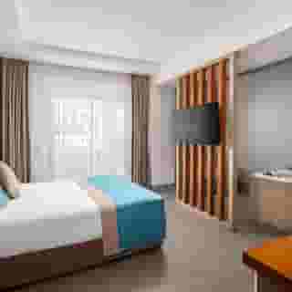 Side Story Hotel, 6 of 6