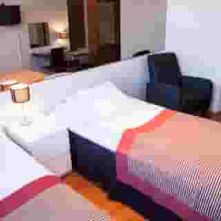Airport Hotel Pilotti, 4 of 5