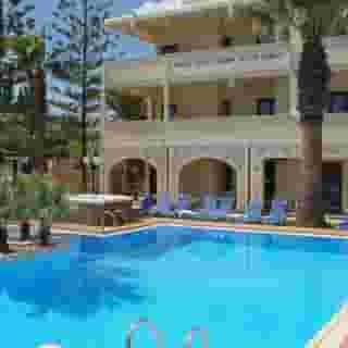 Sunny Suites, 2 of 5