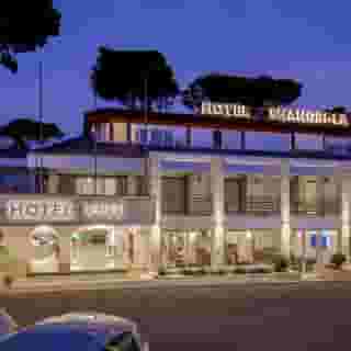 Shangri La Roma, 5 of 5