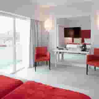 Lutecia Smart Design Hotel, 2 of 5