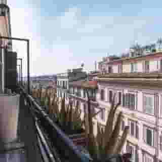 Golden Rooms, 1 of 5