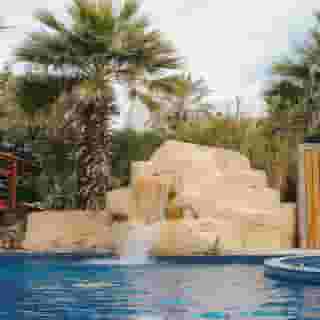 Dubai Marine Beach Resort and Spa, 3 of 5
