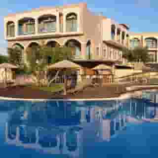 Elegance Luxury Executive Suites – Adults Only (16+), 1 of 5