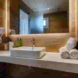 Mer Bleu Beach Hotel, 4 of 5