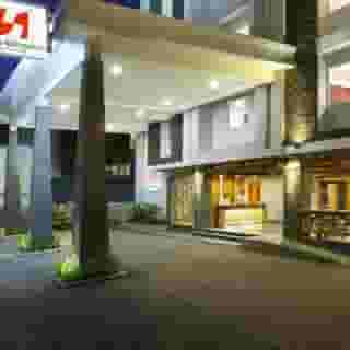 Swiss-Belexpress Kuta, 2 of 5