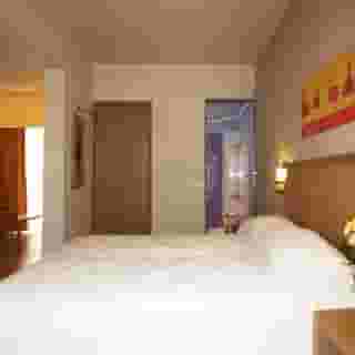 Sgouros Hotel, 4 of 5