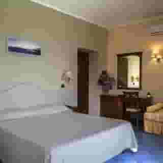 Il Roseto Resort, 4 of 5