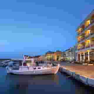 Porto Veneziano, 2 of 5