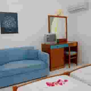 Paradise Hotel Zth, 3 of 5