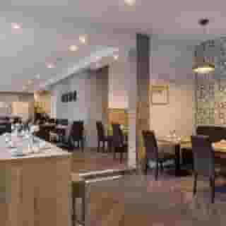 Hotel City B, 2 of 5