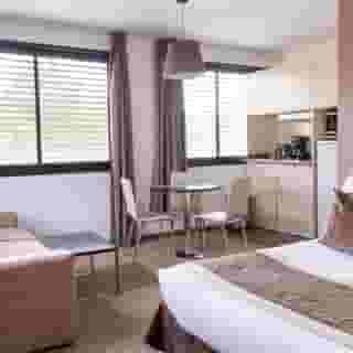 Zenitude Hotel Ferney-Voltaire, 2 of 5