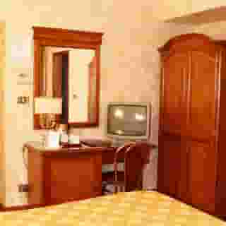 Pace Helvezia, 3 of 5