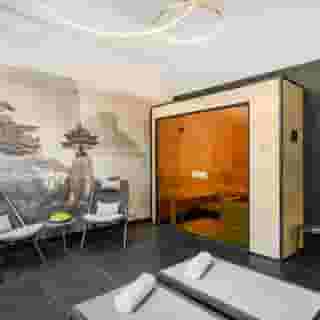 Hotel Emerald & Suites, 3 of 5