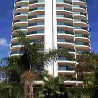 Esmeralda Suites Apartments, 2 of 5