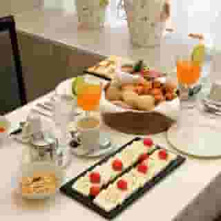 Cristal Setubal, 2 of 5