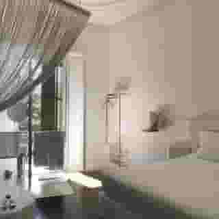 Chic & Basic Born, 2 of 4