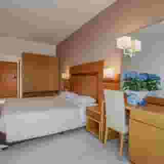 Africa Hotel, 4 of 5