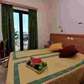 Vassilias Beach Studios & Apartments, 3 of 5