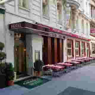 Graben, 1 of 5