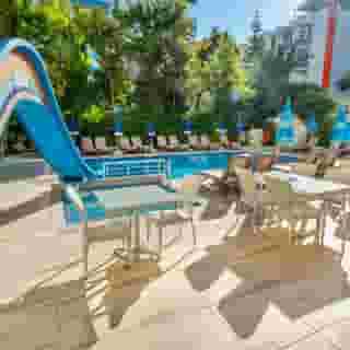 Kleopatra Celine, 4 of 5