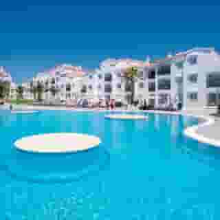 Fergus Style Carema Beach, 2 of 5