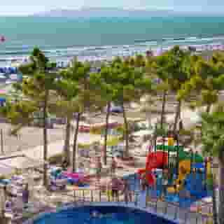 Grand Blue Fafa, 4 of 5