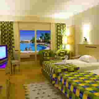 Solitaire Resort, 3 of 5
