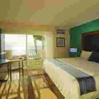 Golden Crown Paradise - Adults Only, 4 of 5
