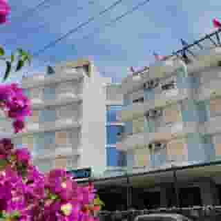 Hotel Blue Sky, 3 of 5