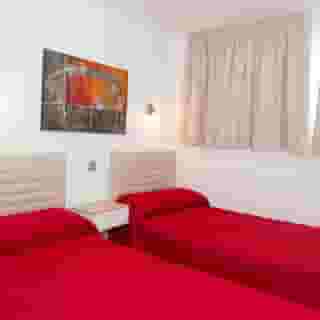 Los Caribes 2, 4 of 5