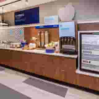 Holiday Inn Express Philadelphia Airport, 1 of 5